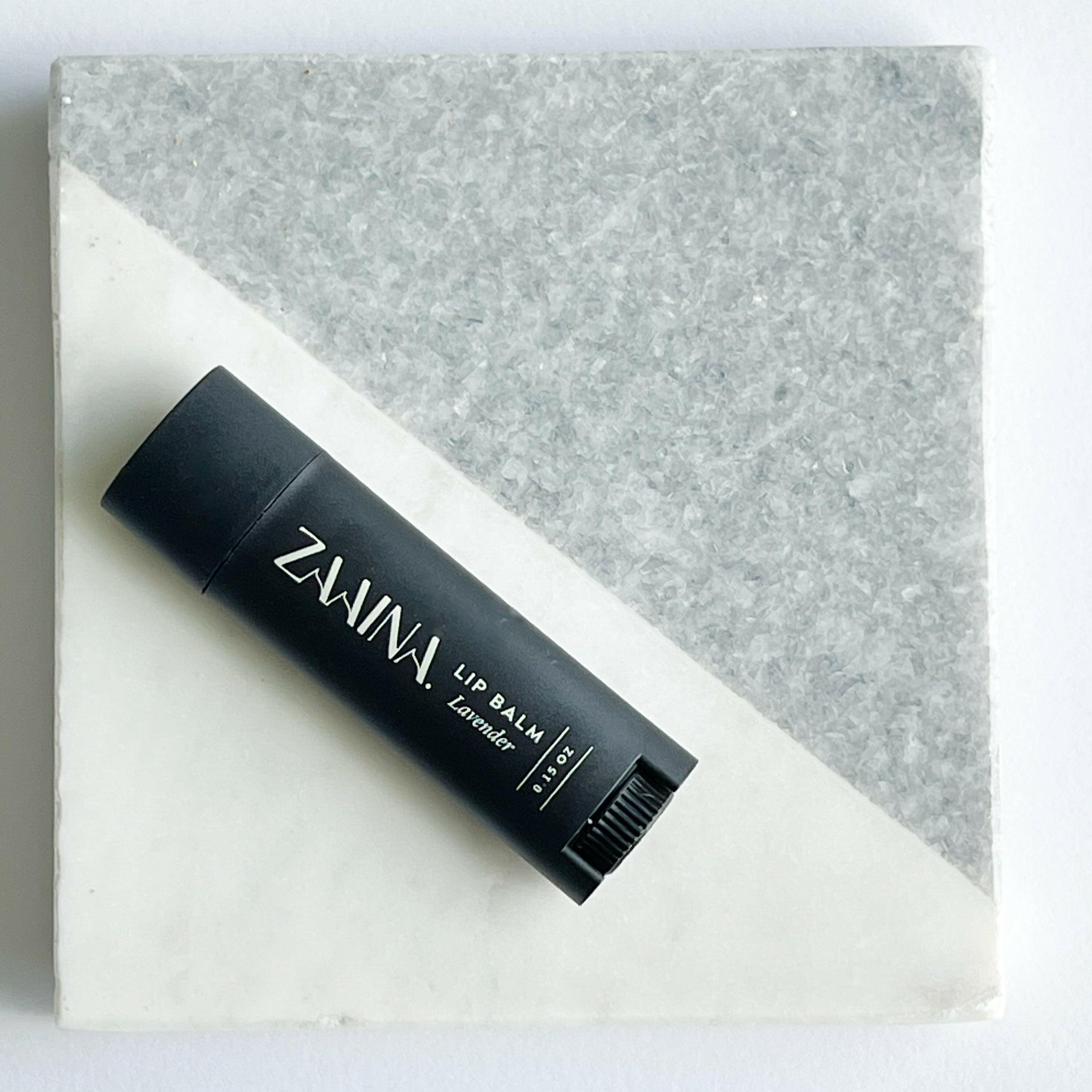 Natural lip balm to hydrate lips, providing long-lasting moisture and protection for a healthy, smooth appearance.