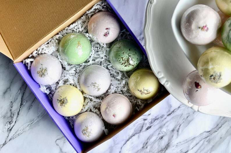Aromatherapy bath bomb for relaxation and self-care, perfect to relax and unwind after a long day